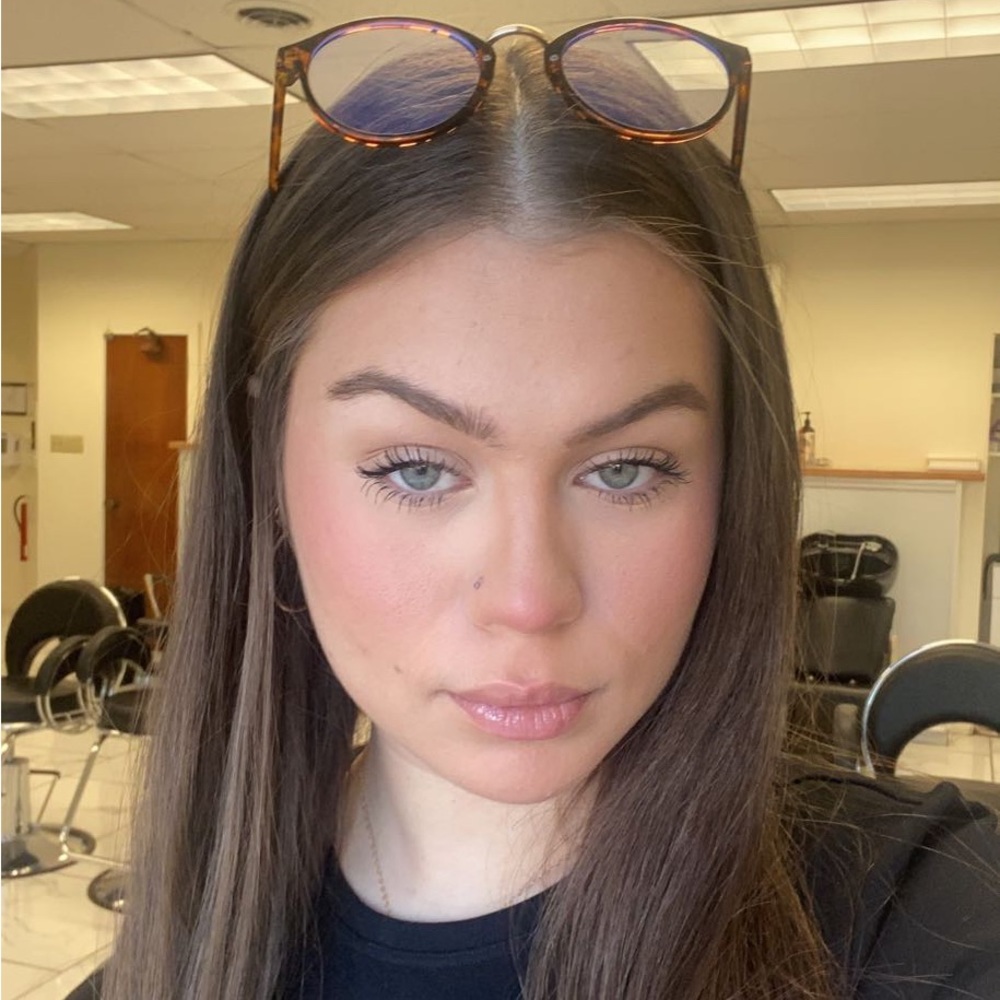 Meet your Posher, Victoria